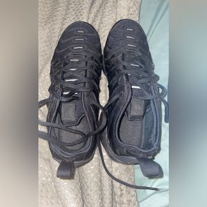 Women’s vapor maxs 8.5